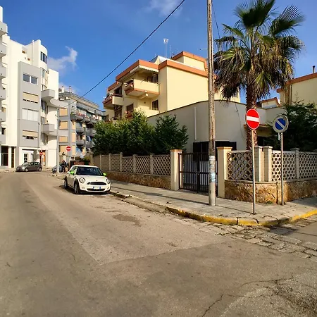 Lungomare Villa